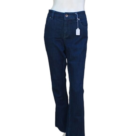 426011....Apt.9 Bootcut Jeans Size 10, 32" Waist 30" Inseam 9" Rise - Picture 2 of 6